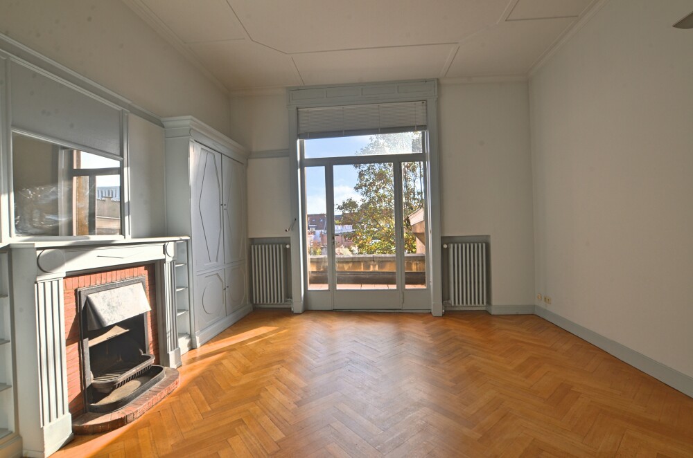 Maison maître bureaux - for rent - 1000 Bruxelles