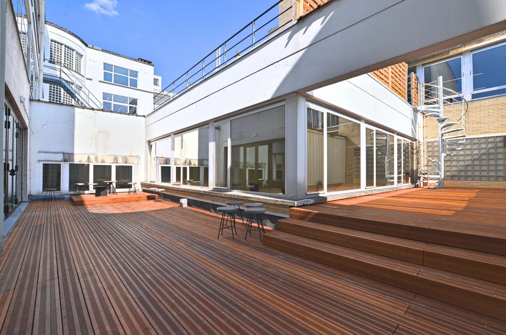Immeuble bureaux - te huur - 1060 Saint-Gilles