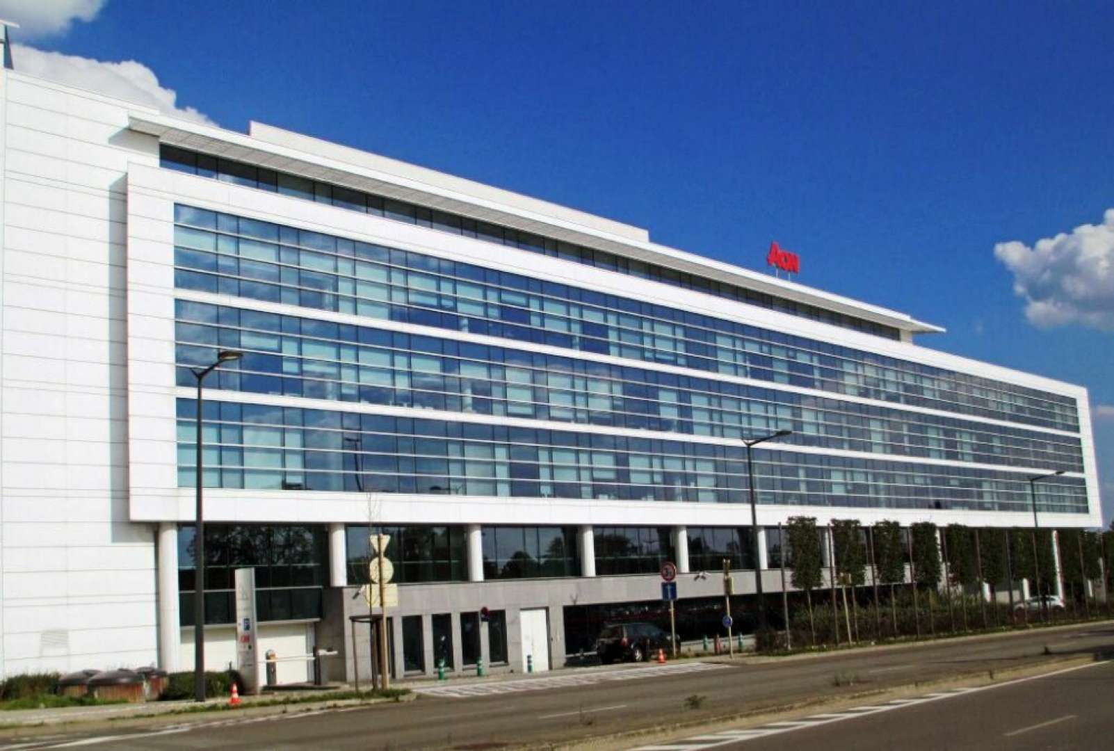 Immeuble bureaux - for rent - 1160 Auderghem (bruxelles)