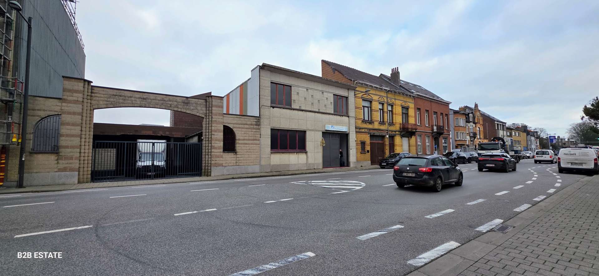 Immeuble entrepot - for rent - 1140 Evere