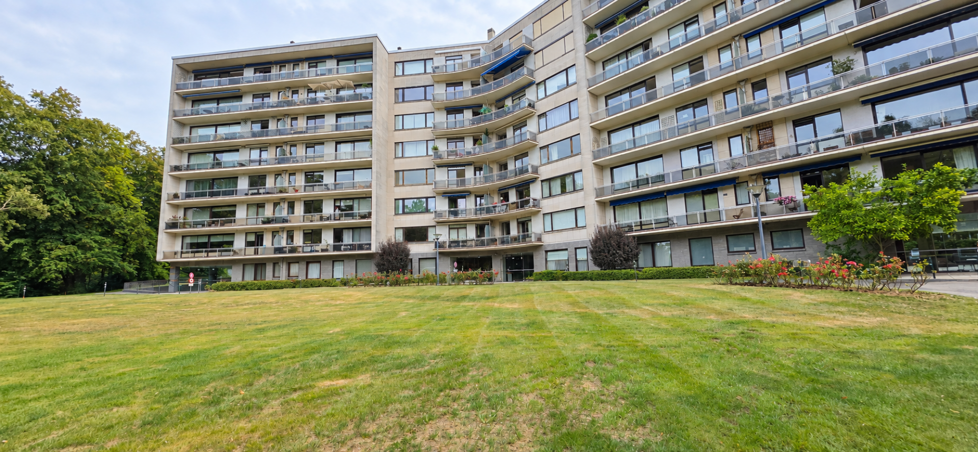 Immeuble mixte bureaux-residentiel - te koop - 1180 Uccle